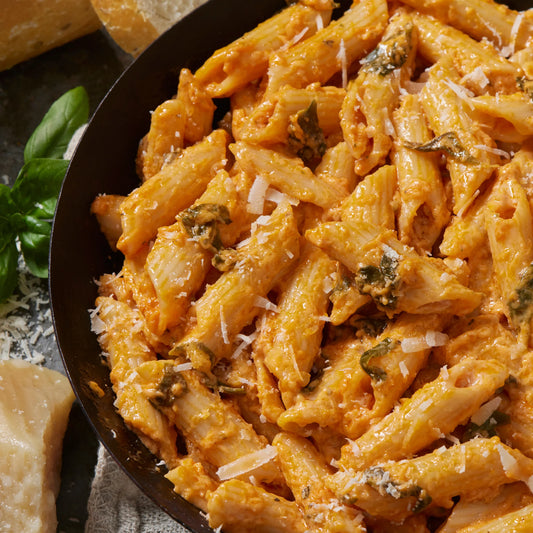 Creamy Sundried Tomato & Garlic Pasta Bake Sauce | 500g | Leggo's | PF-096103-CG-075793